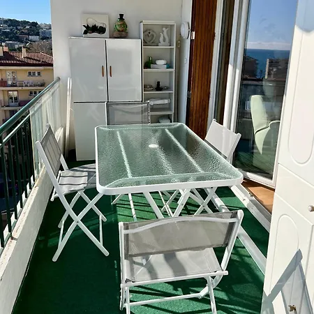 Les Loggias Apartment